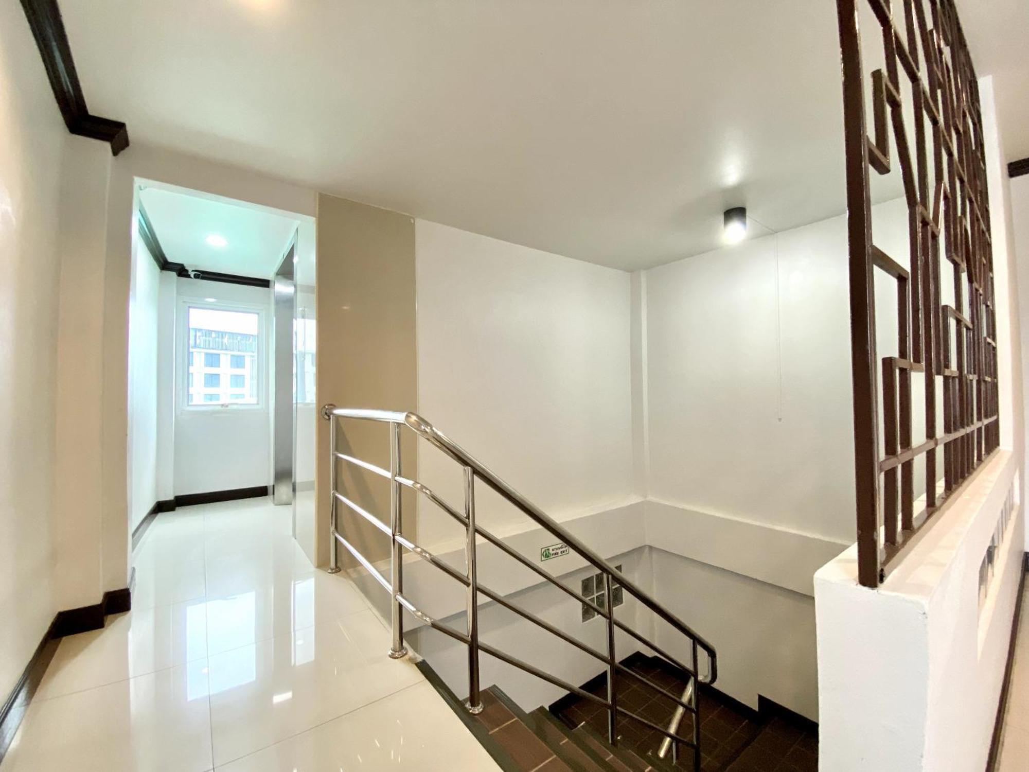 Sunray Beach Hotel Patong Bagian luar foto